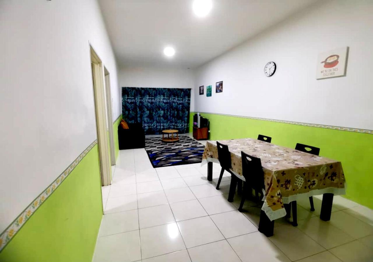 Homestay Cameron Highlands Mikayla Exterior photo