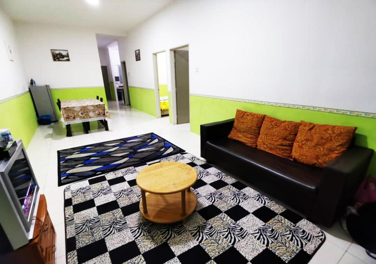 Homestay Cameron Highlands Mikayla Exterior photo